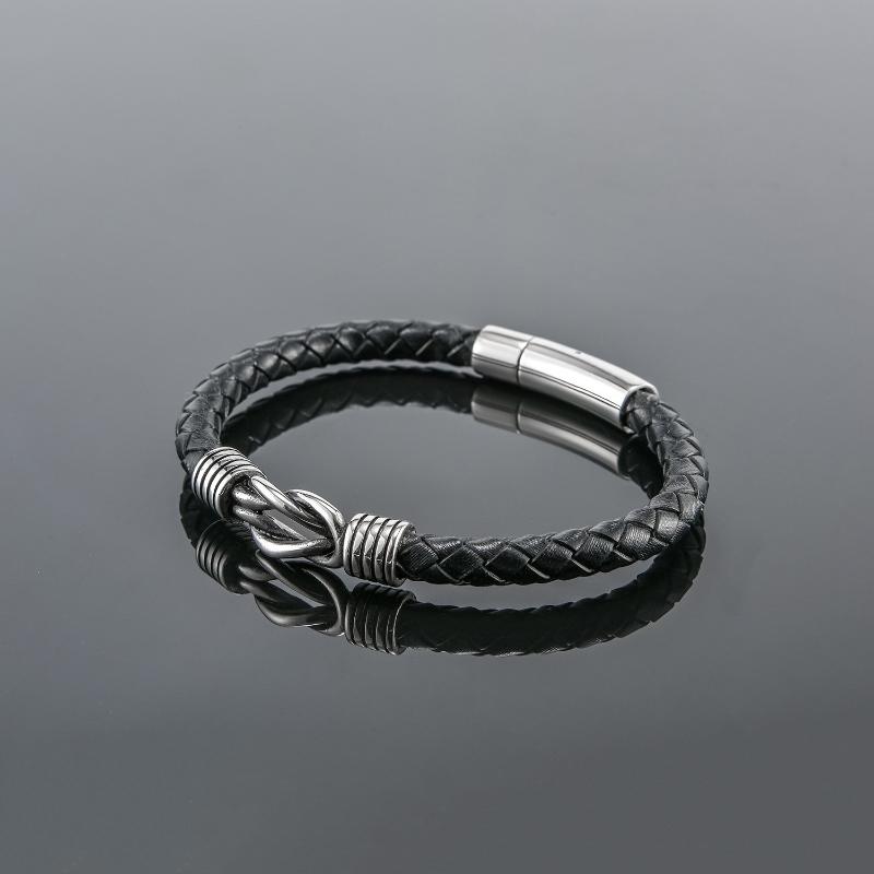 Round Magnetic Buckle Leather Bracelet