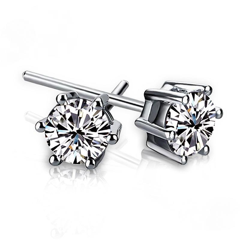 Round Cut Stud Earring in White Gold